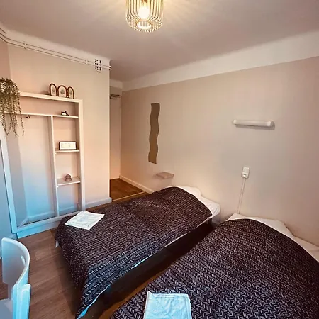 Anatole France Hotel *